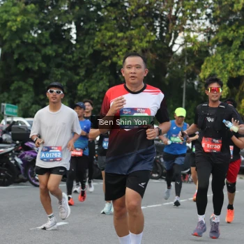 Runner Photo 3829671