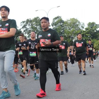 Runner Photo 3829684
