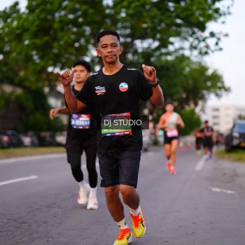 Runner Photo 3829693
