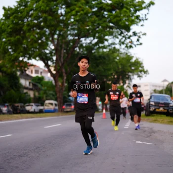 Runner Photo 3829800
