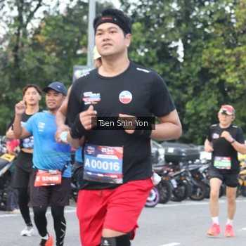 Runner Photo 3829802