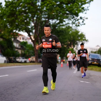 Runner Photo 3829885