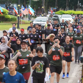 Runner Photo 3829995