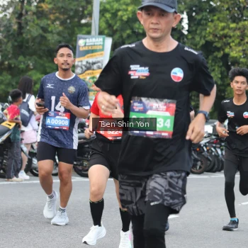 Runner Photo 3830213