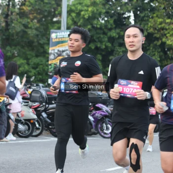 Runner Photo 3830349
