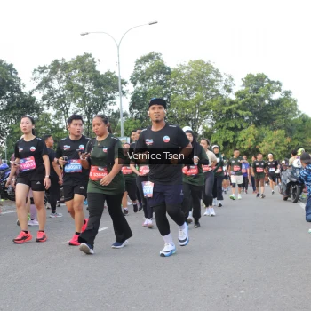Runner Photo 3830357
