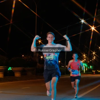 Runner Photo 3830794