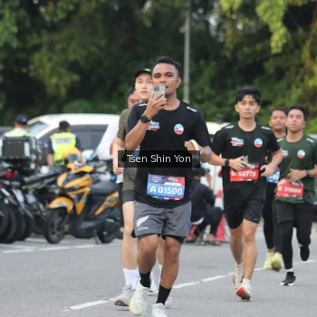 Runner Photo 3830907