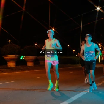 Runner Photo 3831022
