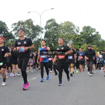Runner Photo 3831104