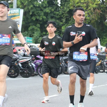 Runner Photo 3831111