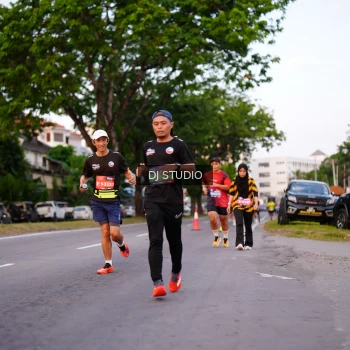 Runner Photo 3831361