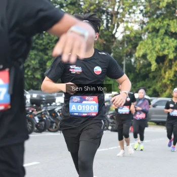 Runner Photo 3831411