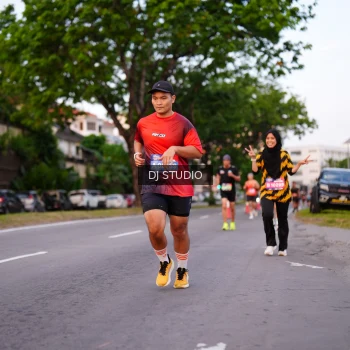 Runner Photo 3831429