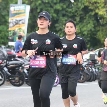 Runner Photo 3831457