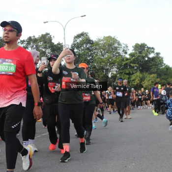 Runner Photo 3831546