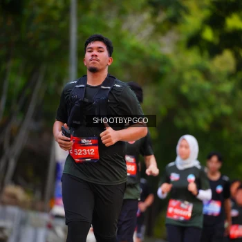 Runner Photo 3831567