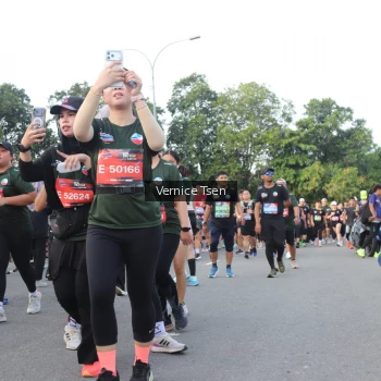 Runner Photo 3831593