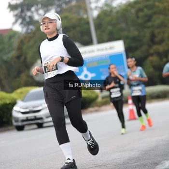 Runner Photo 3831635