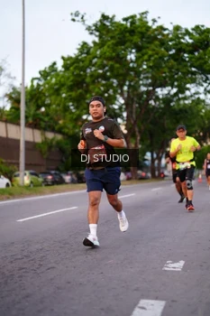 Runner Photo 3831768