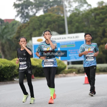 Runner Photo 3831844