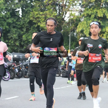 Runner Photo 3831924