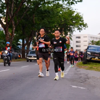 Runner Photo 3832111