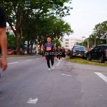 Runner Photo 3832197