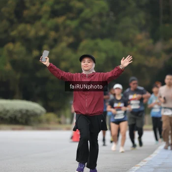 Runner Photo 3832286