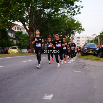 Runner Photo 3832298