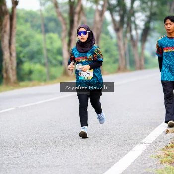 Runner Photo 3832435