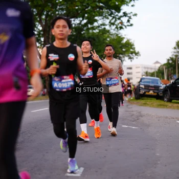 Runner Photo 3832488