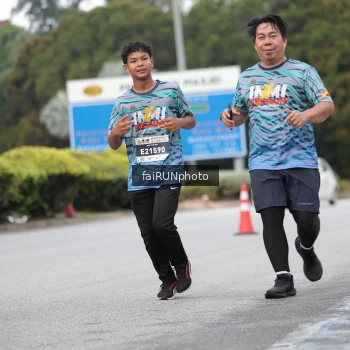 Runner Photo 3832506