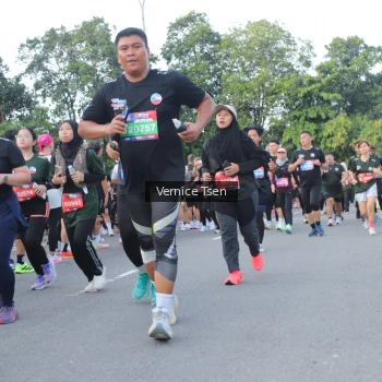 Runner Photo 3832515