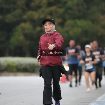 Runner Photo 3832561