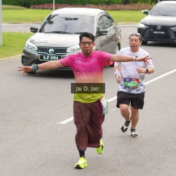 Runner Photo 3832590