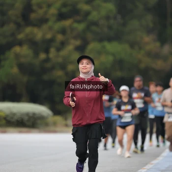 Runner Photo 3832595