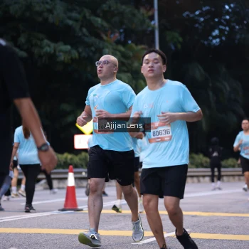 Runner Photo 3832623