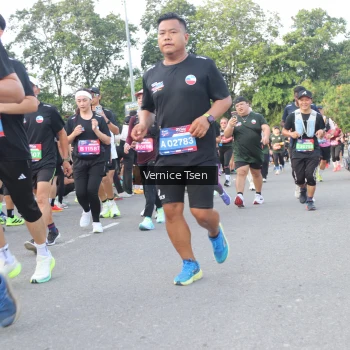 Runner Photo 3832625