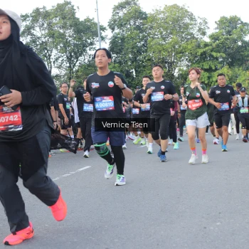 Runner Photo 3832632
