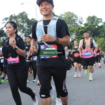 Runner Photo 3832636