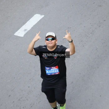 Runner Photo 3832657
