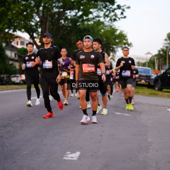 Runner Photo 3832793