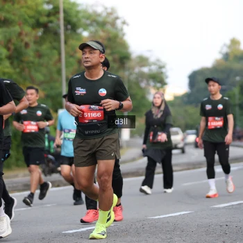 Runner Photo 3832857