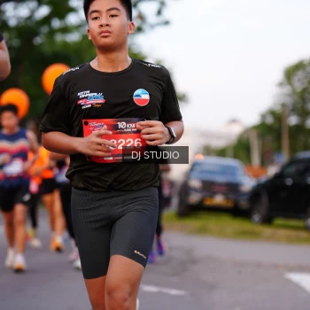 Runner Photo 3832911