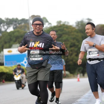 Runner Photo 3832981