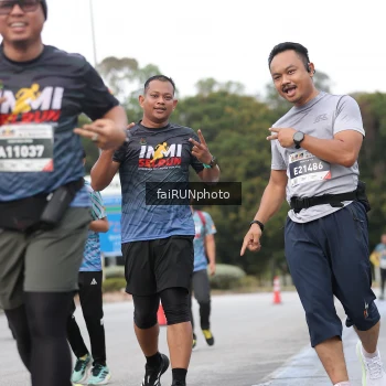 Runner Photo 3832995