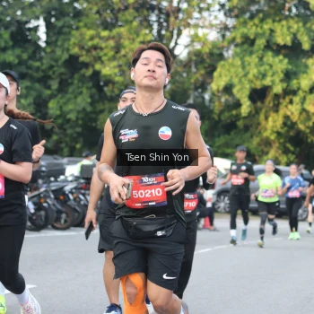 Runner Photo 3832999