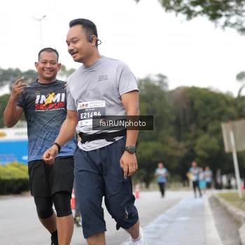 Runner Photo 3833070