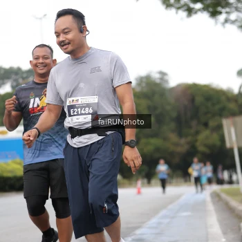 Runner Photo 3833107